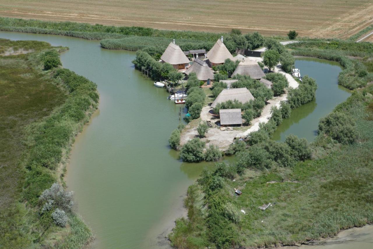 Penthouse Attico Mara Apartment กาออร์เล ภายนอก รูปภาพ