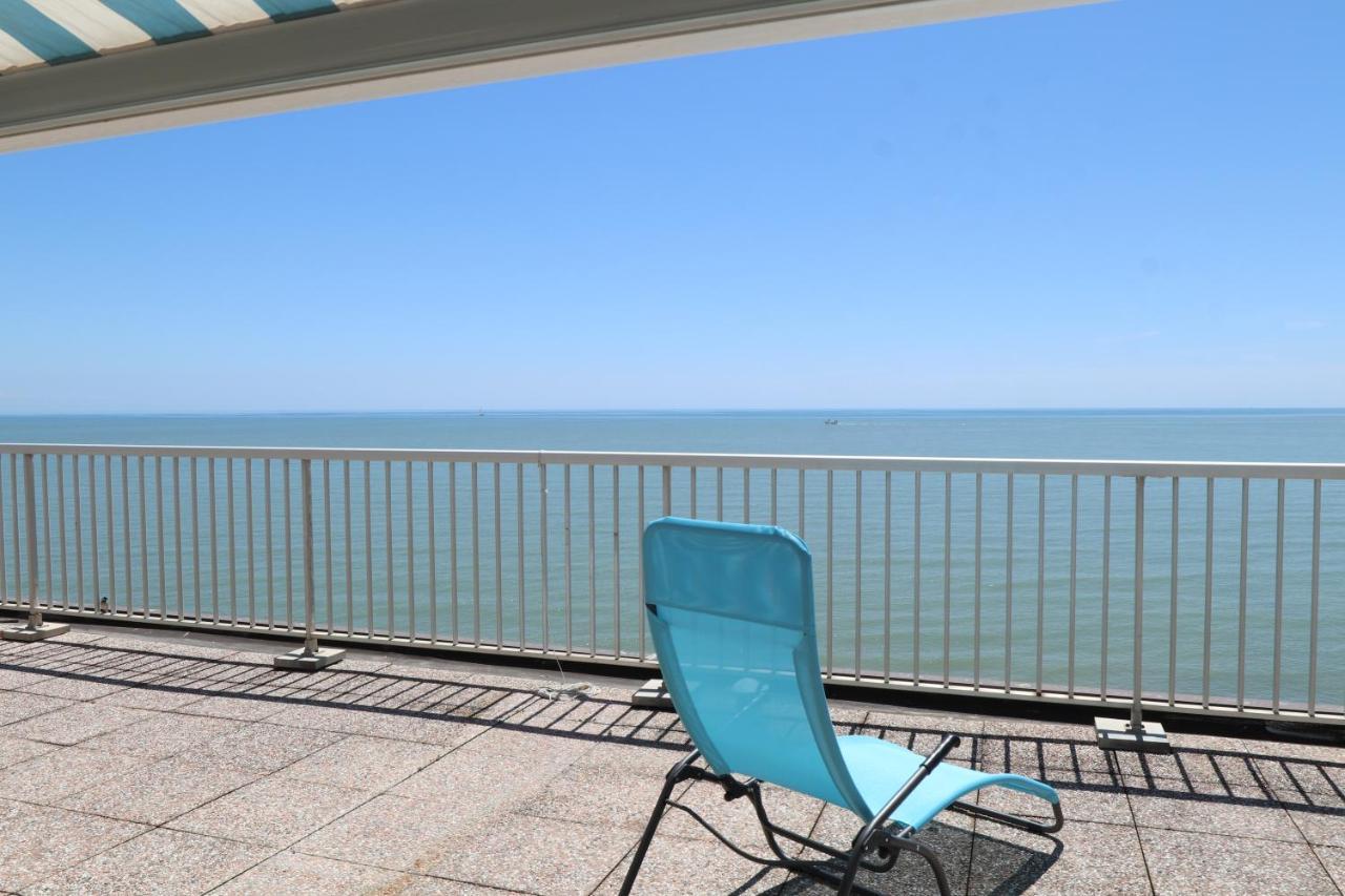 Penthouse Attico Mara Apartment กาออร์เล ภายนอก รูปภาพ