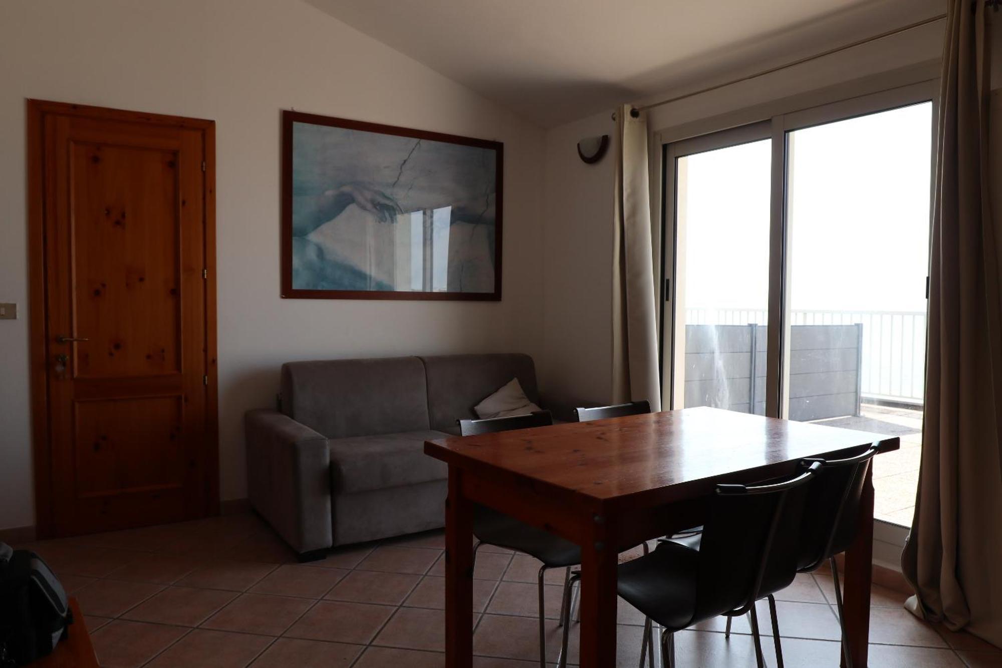 Penthouse Attico Mara Apartment กาออร์เล ภายนอก รูปภาพ